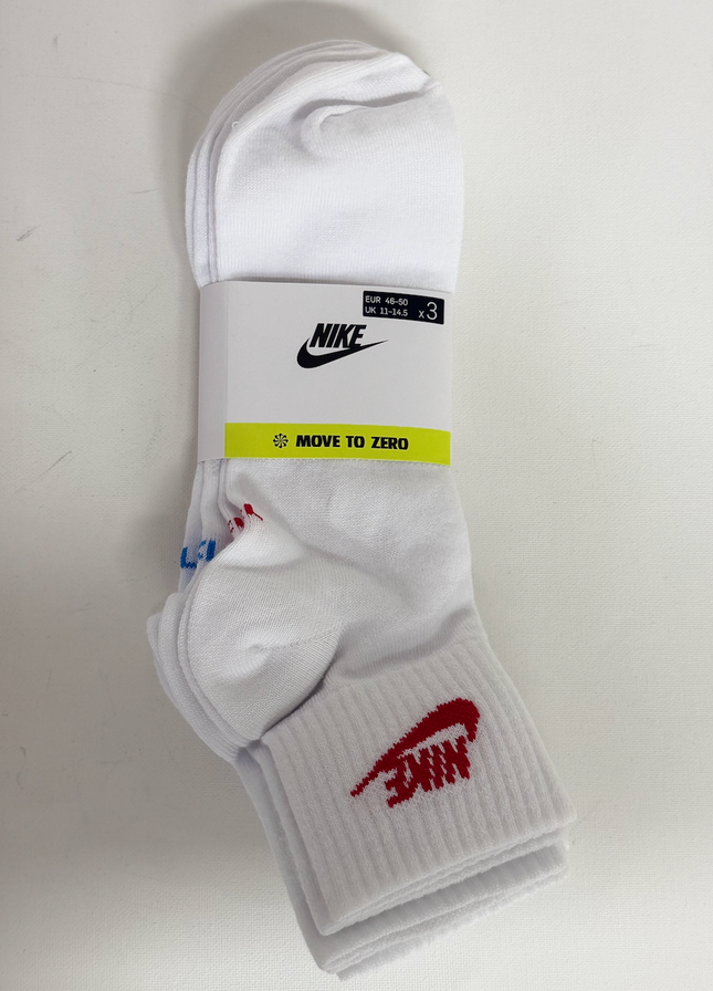 Nike Unisex Everyday Essential Ankle Socks 3-Pack – White/Multi